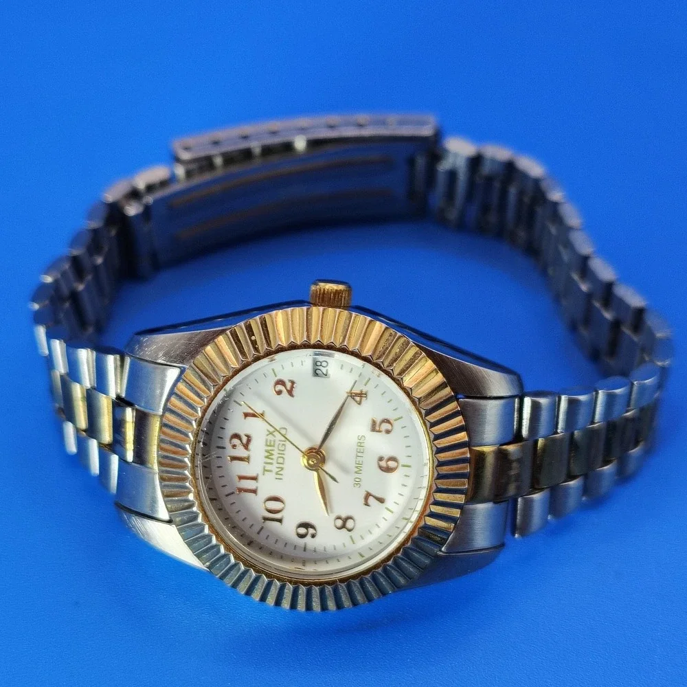Vintage 2001 Timex Indiglo Presidential Date 25mm Women's Two Tone‎ Quartz Watch